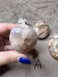 Flower Agate Palm Stones