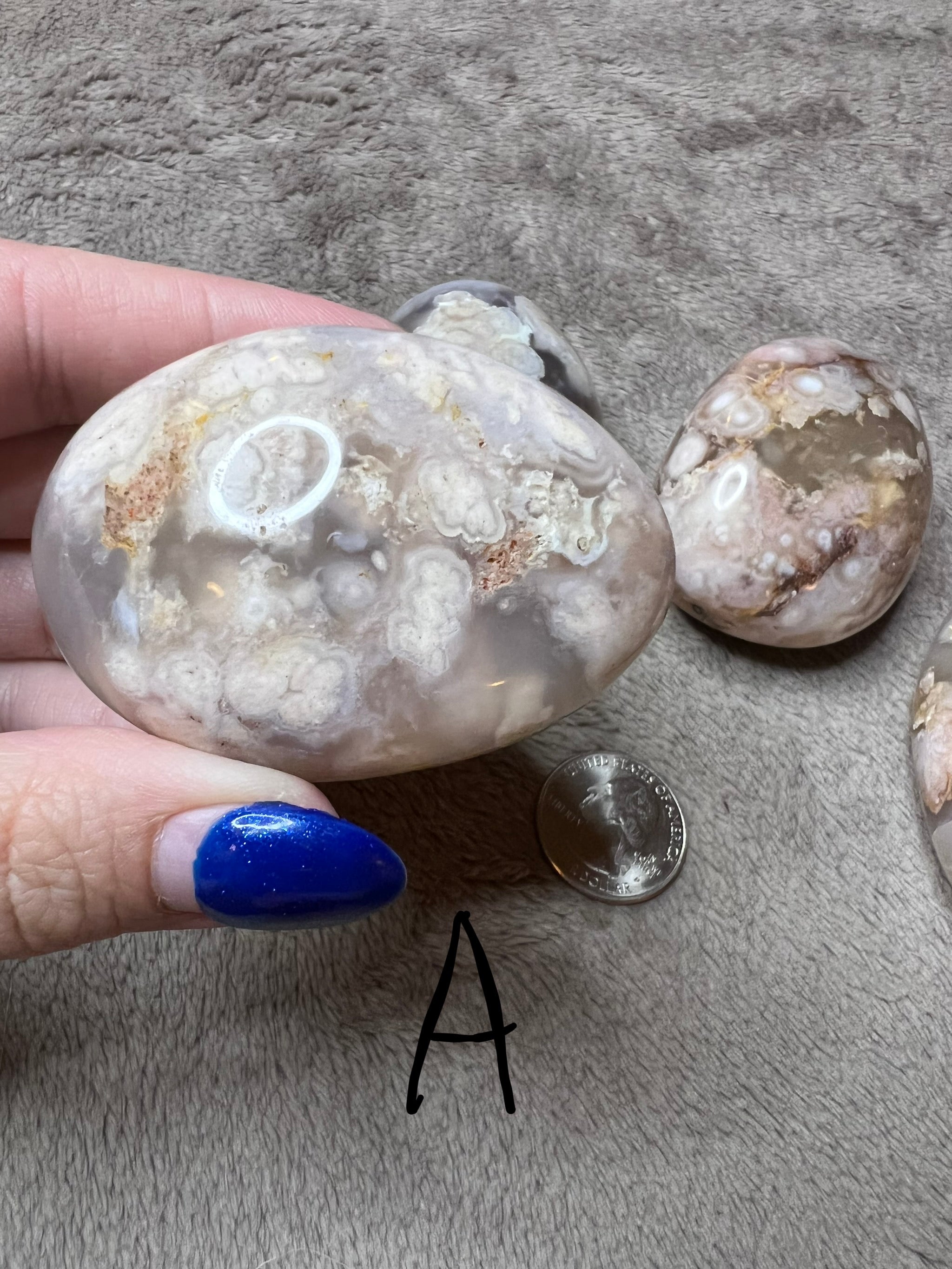 Flower Agate Palm Stones