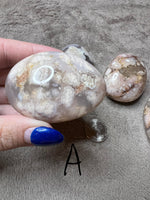 Load image into Gallery viewer, Flower Agate Palm Stones
